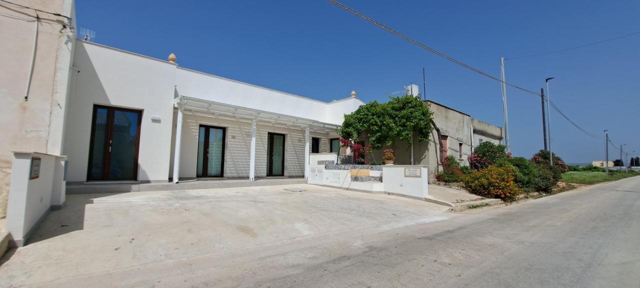 Claudette Apartments Marsala Bagian luar foto