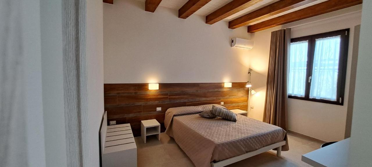 Claudette Apartments Marsala Bagian luar foto