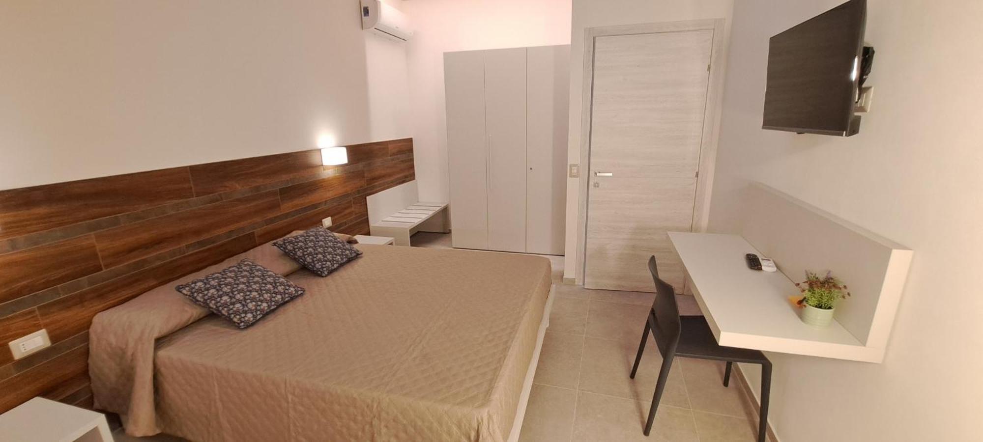 Claudette Apartments Marsala Bagian luar foto